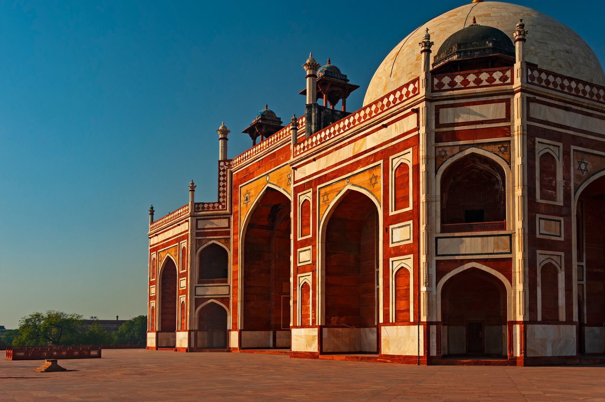 India_building_sunset India_building_sunset